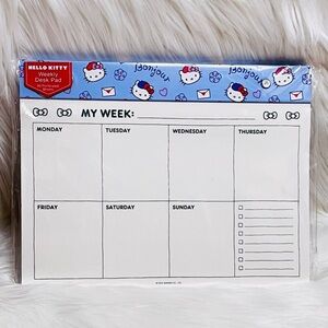 Hello Kitty Weekly Pad